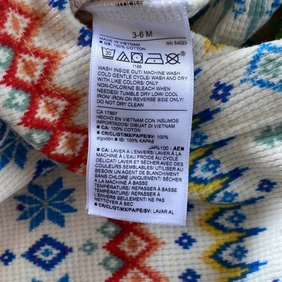 NWT Baby Old Navy One Piece Christmas Multicolor Printed - Picture 6 of 9